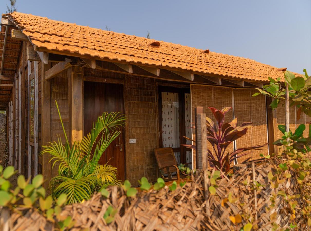 The Artist Cottages Morjim Exterior foto